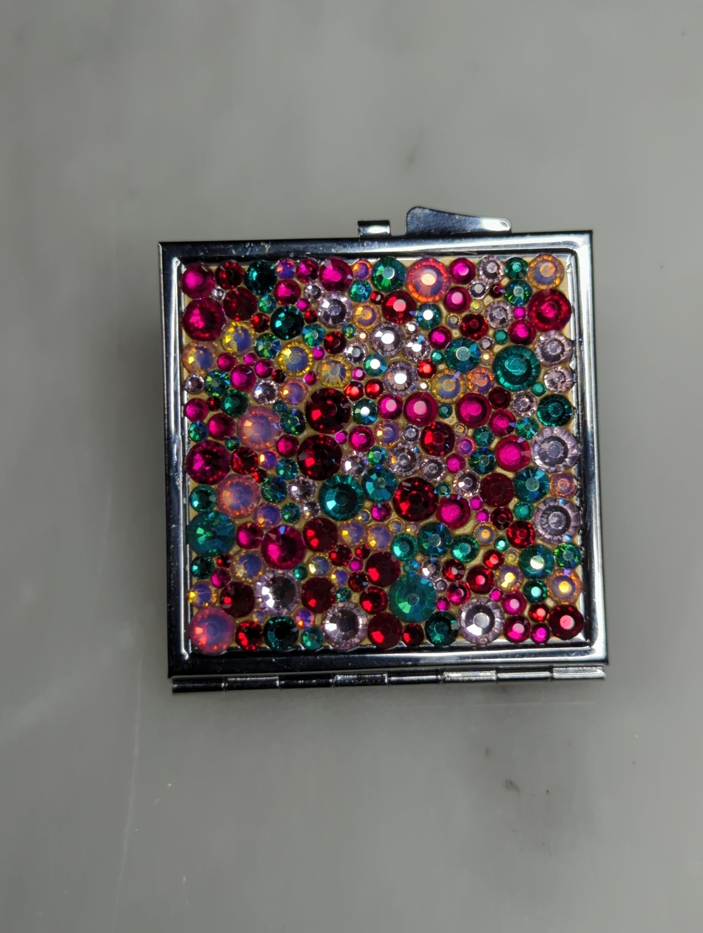 Glam Compact Mirror